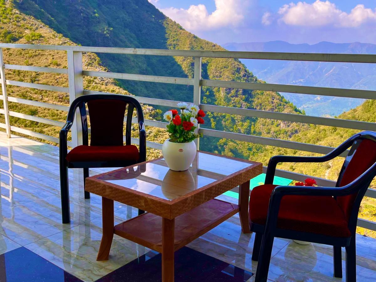 Sitara Resort, Scenic Mountain View Rooms With Balcony & Terrace ムスーリー エクステリア 写真