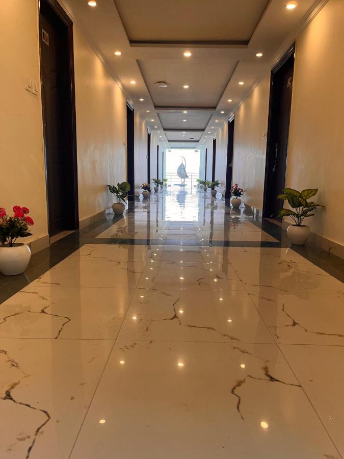 Sitara Resort, Scenic Mountain View Rooms With Balcony & Terrace ムスーリー エクステリア 写真